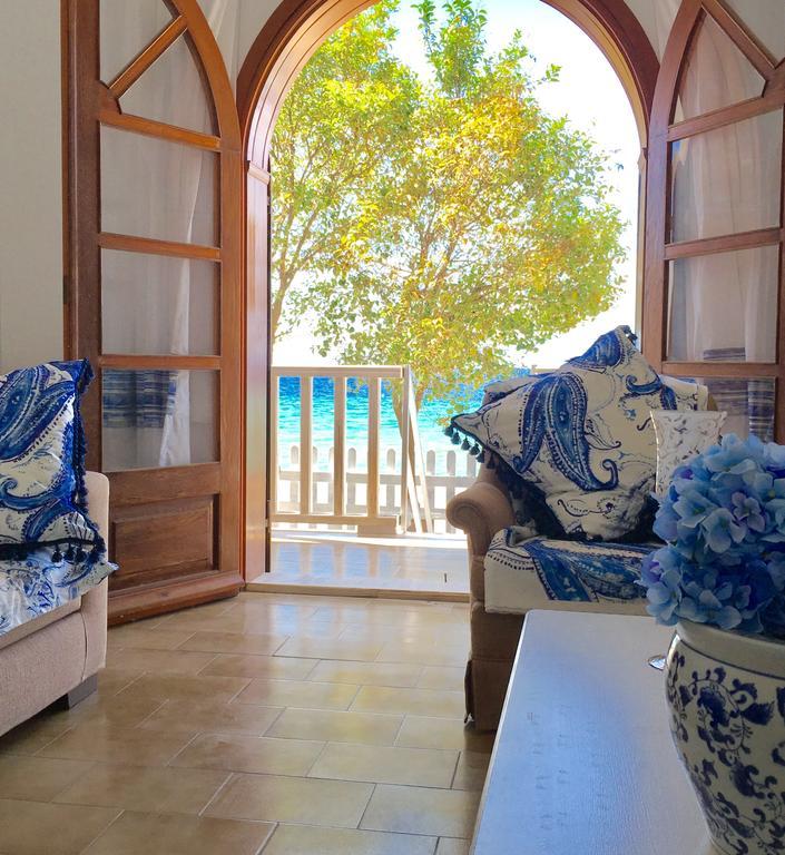 Byblos Mare-the Exclusive Front Villa